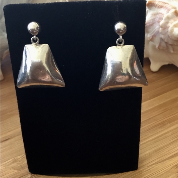 Vintage Jewelry - Vintage Sterling Silver Puffed Pillow Earrings